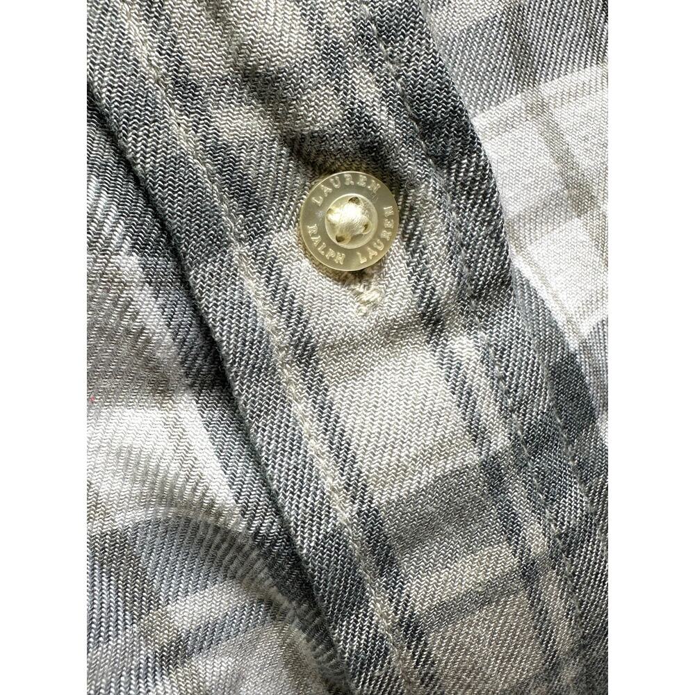 Lauren Ralph Lauren Plaid
Twill Long Sleeve Shirt
Dress NWOT - Size 12 - Picture 7 of 11